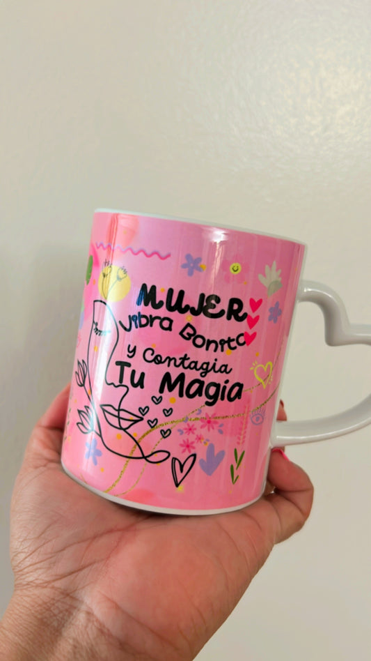 Taza “Mujer Vibra Bonito” Español